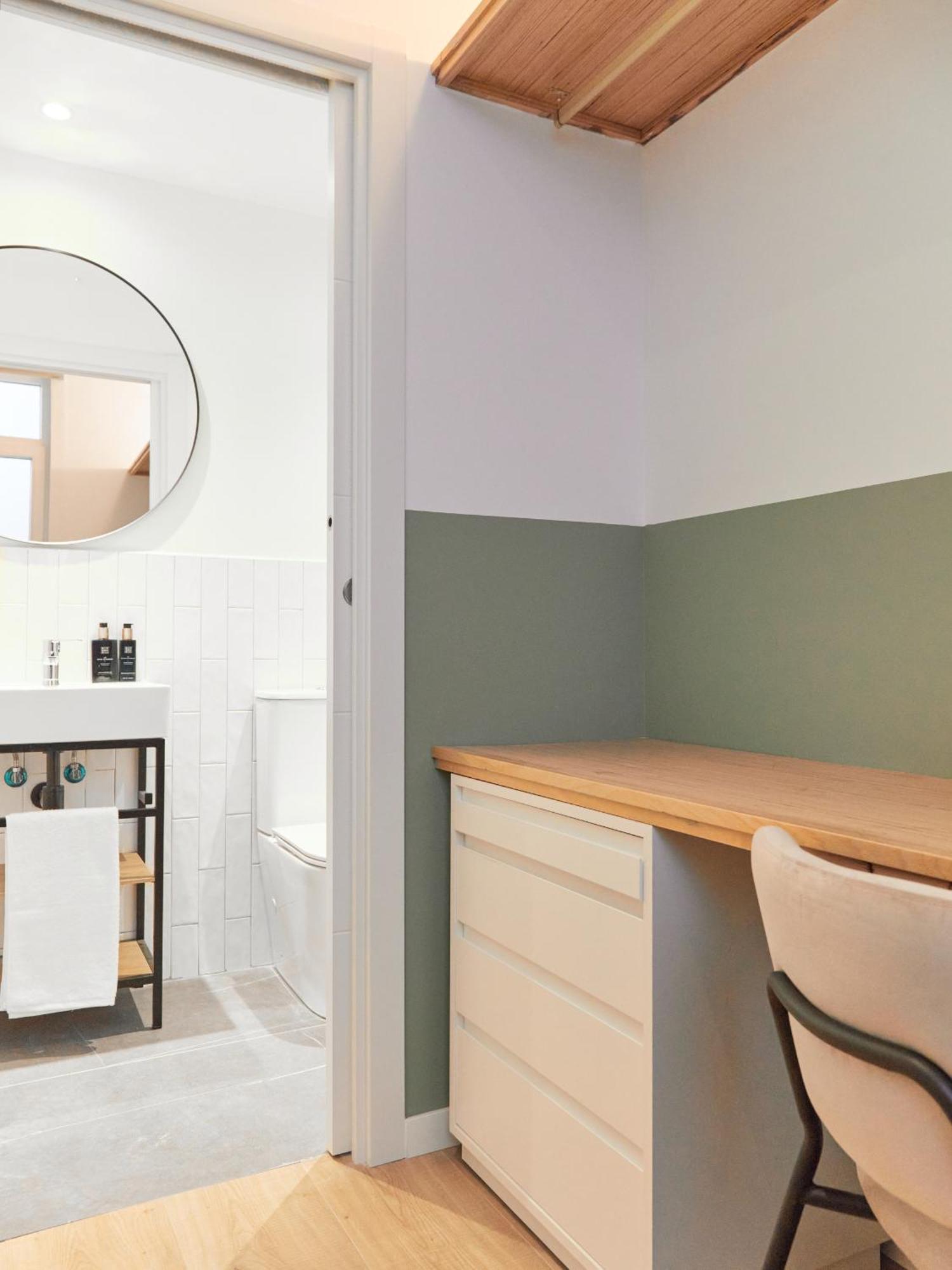 Ola Living Hostal Tetuan Madrid Luaran gambar