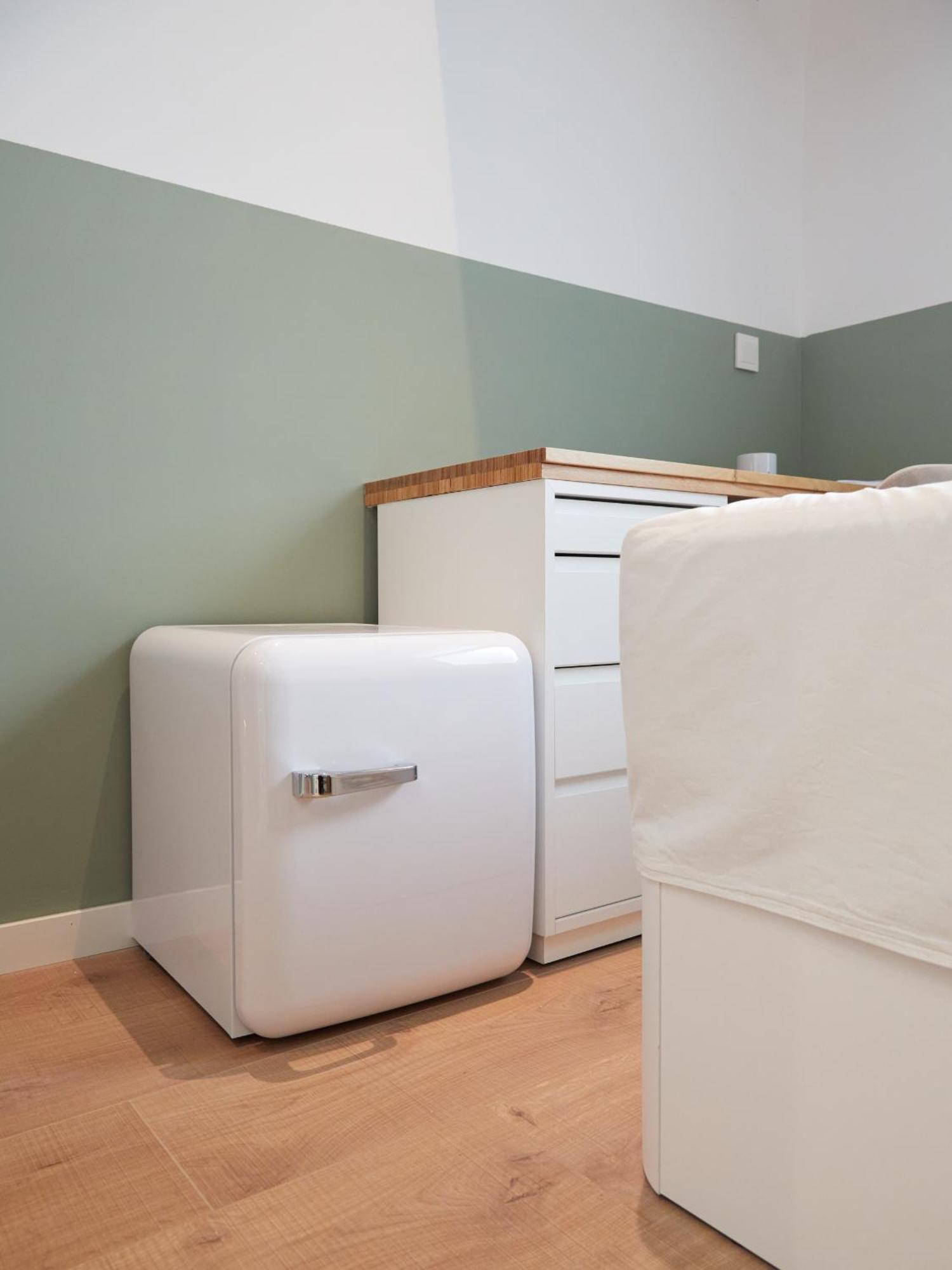 Ola Living Hostal Tetuan Madrid Luaran gambar
